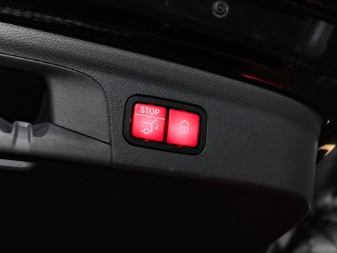 Used 2020 Mercedes-Benz GLE 350 w/ Parking Assist Package image 53