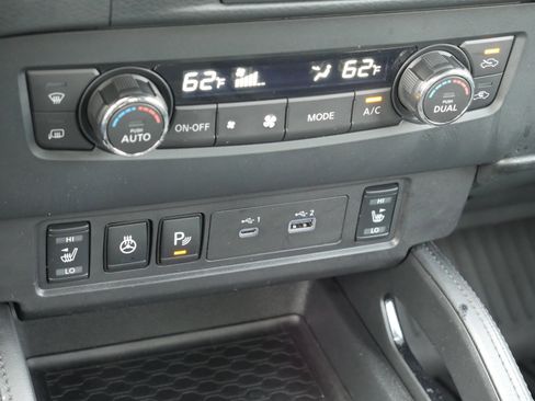 Certified 2022 Nissan Frontier PRO-4X w/ Pro-4X Premium Package image 15