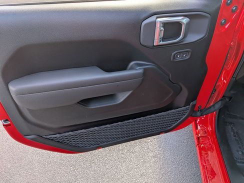 New 2026 Jeep Wrangler Sport AWD/4WD image 10