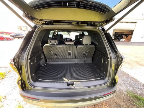 Used 2026 Chevrolet Traverse Z71 w/ Enhanced Driving Package AWD/4WD image 9