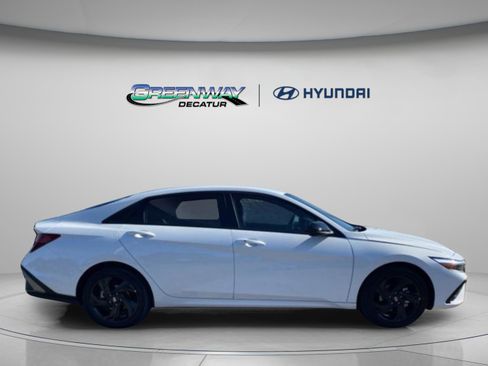 New 2026 Hyundai Elantra Sport FWD image 8