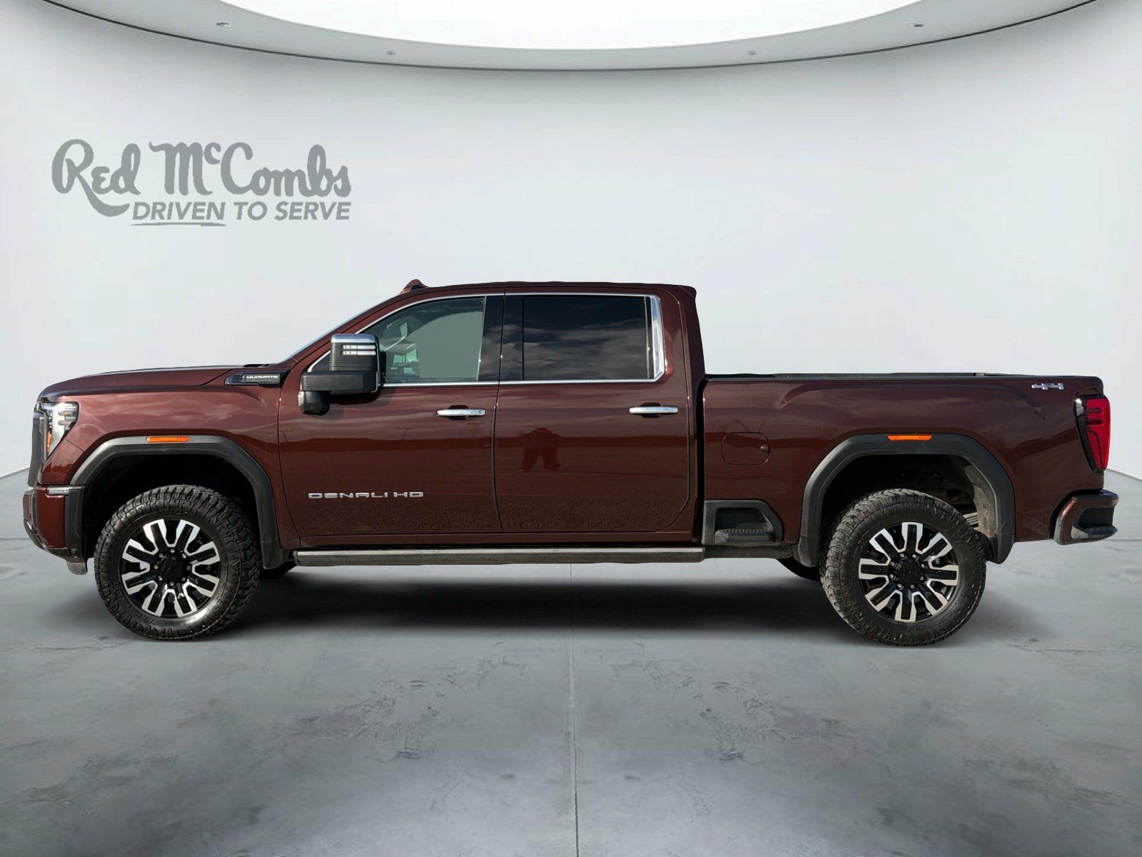 Used 2024 GMC Sierra 2500 Denali Ultimate AWD/4WD image 8