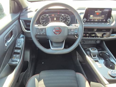 New 2026 Nissan Rogue SV image 8