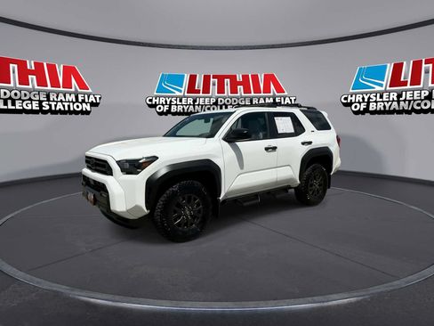 Used 2026 Toyota 4Runner SR5 AWD/4WD image 4