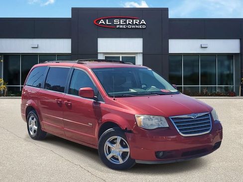 Used 2008 Chrysler Town & Country Touring FWD image 1
