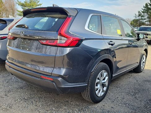 Used 2023 Honda CR-V LX image 3