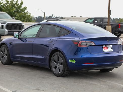 Used 2022 Tesla Model 3 RWD image 7