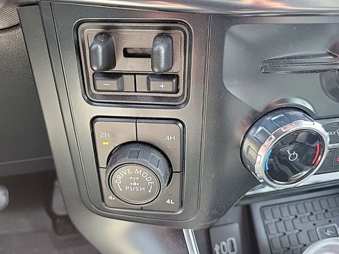 Used 2025 Ford F150 Raptor image 15