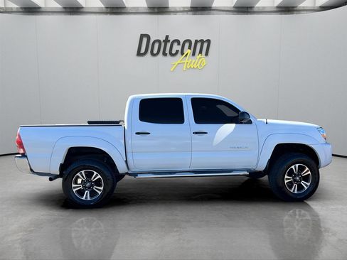 Used 2006 Toyota Tacoma PreRunner RWD image 12