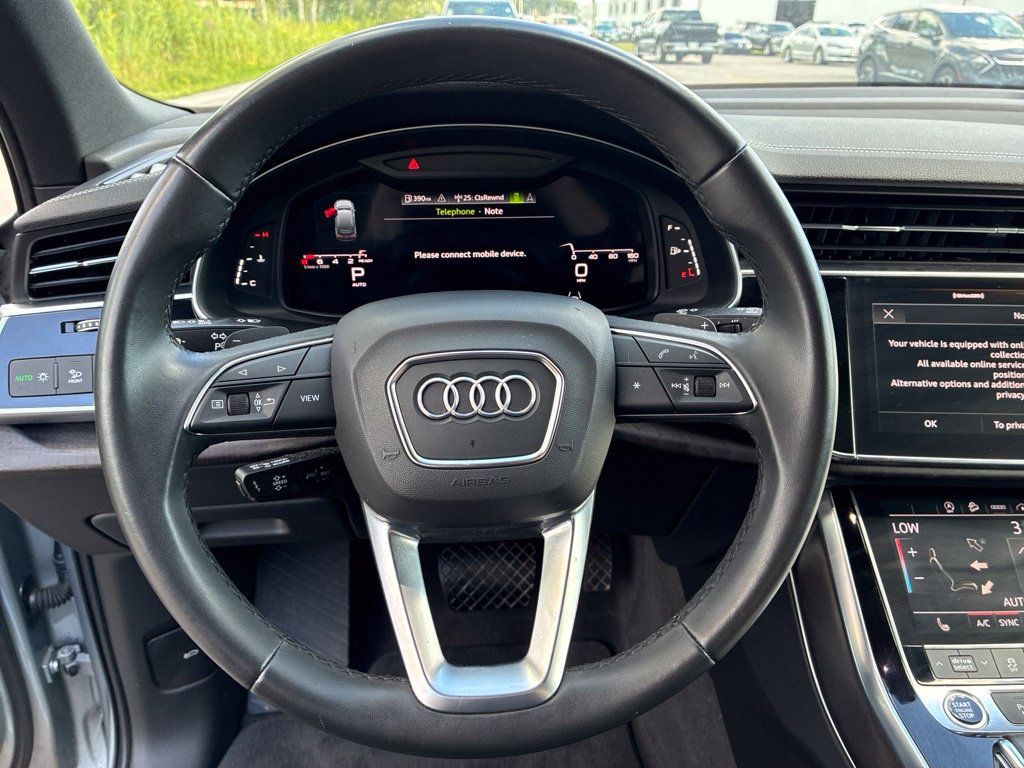 Used 2023 Audi Q7 2.0T Premium w/ Convenience Package AWD/4WD image 24