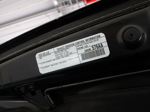 Used 2021 Jeep Gladiator Rubicon AWD/4WD image 46