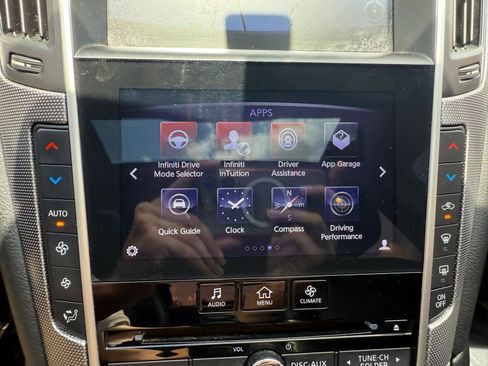 Used 2019 INFINITI Q50 Luxe AWD/4WD image 28