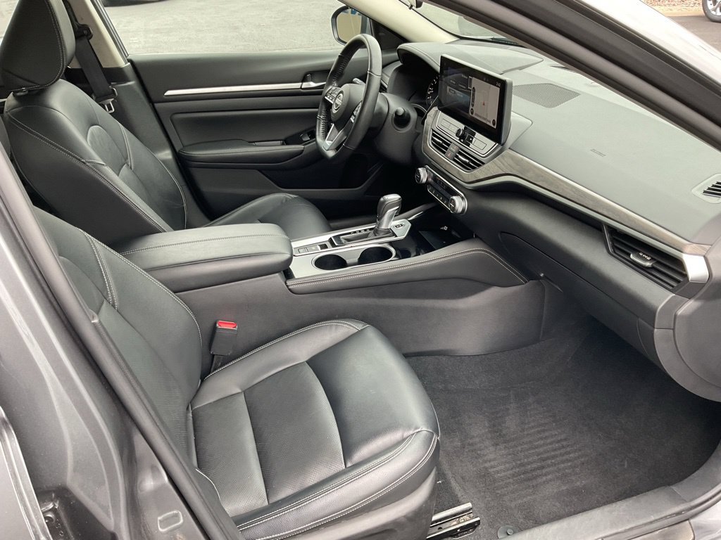 Used 2024 Nissan Altima 2.5 SL AWD/4WD image 19