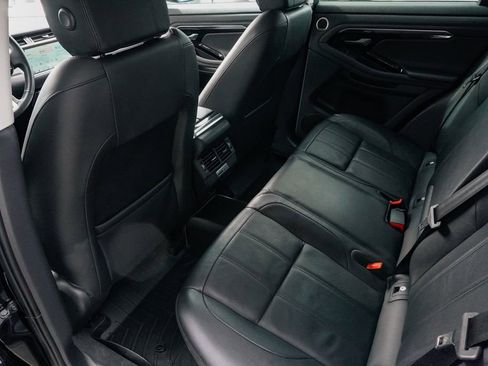 Used 2020 Land Rover Range Rover Evoque SE AWD/4WD image 29