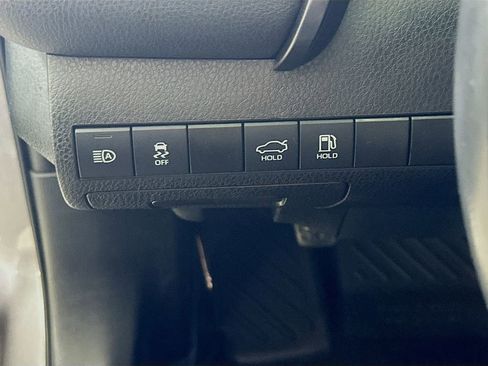 Used 2021 Toyota Camry SE image 22