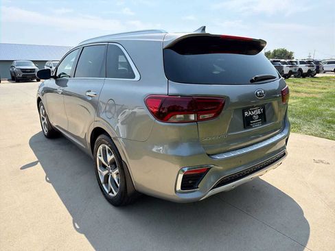 Used 2019 Kia Sorento SX w/ SX Touring Package AWD/4WD image 4