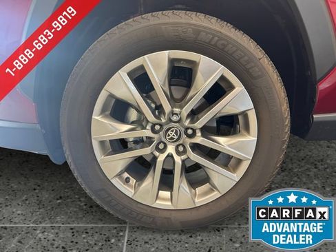 Used 2025 Toyota RAV4 XLE Premium AWD/4WD image 25