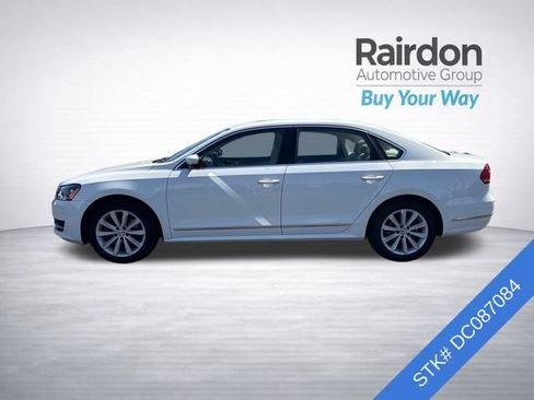 Used 2013 Volkswagen Passat 2.5 SEL FWD image 4