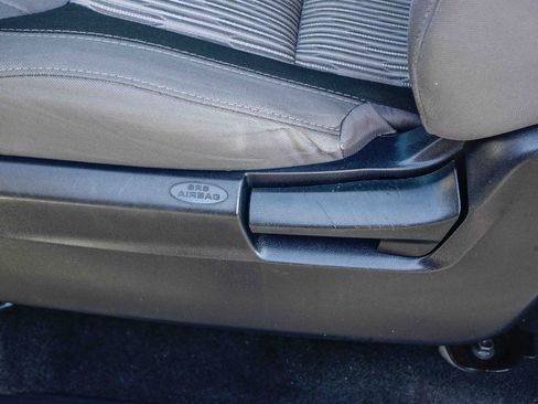 Used 2017 Toyota Tundra SR image 23