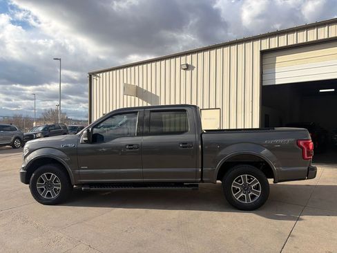 Used 2016 Ford F150 Lariat image 7