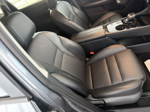 Used 2024 Nissan Rogue SV w/ SV Premium Package FWD image 15