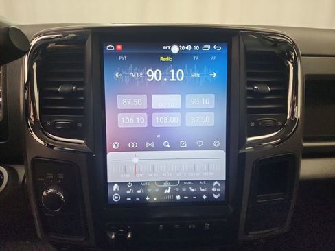 Used 2017 RAM 3500 Tradesman w/ Chrome Appearance Group image 16