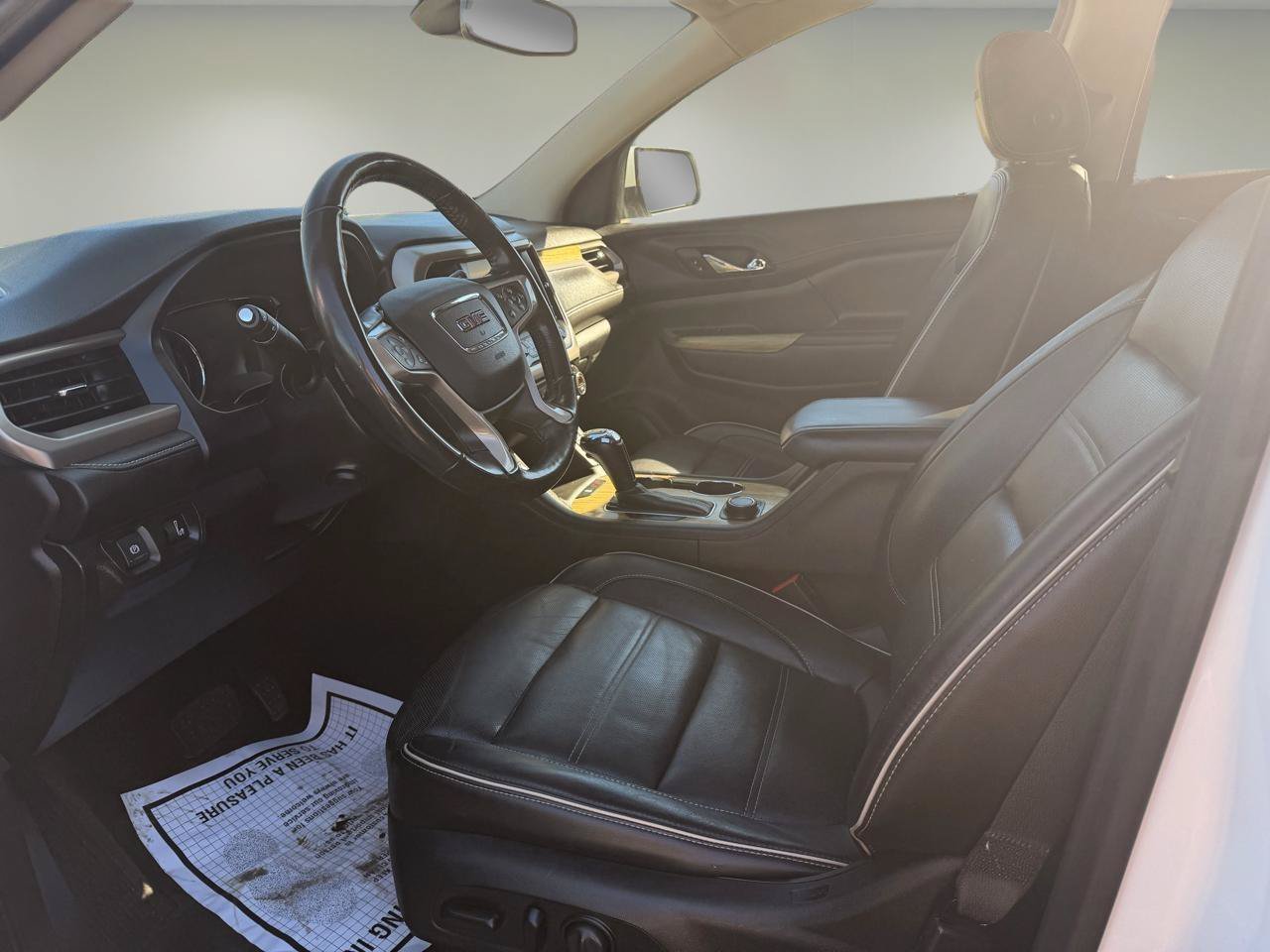 Used 2019 GMC Acadia Denali AWD/4WD image 10