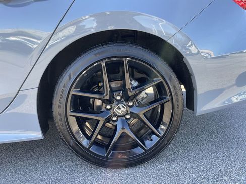Used 2024 Honda Civic Sport image 10