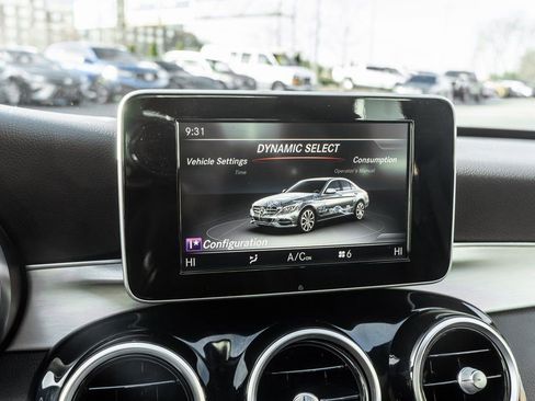 Used 2018 Mercedes-Benz C 300 4MATIC Sedan image 24