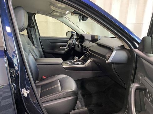 Used 2024 MAZDA CX-90 3.3 Turbo w/ Select Package AWD/4WD image 11