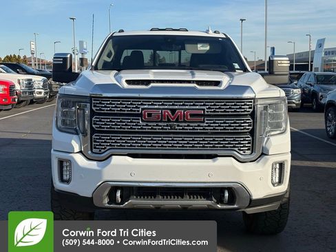 Used 2023 GMC Sierra 3500 Denali w/ Technology Package image 2