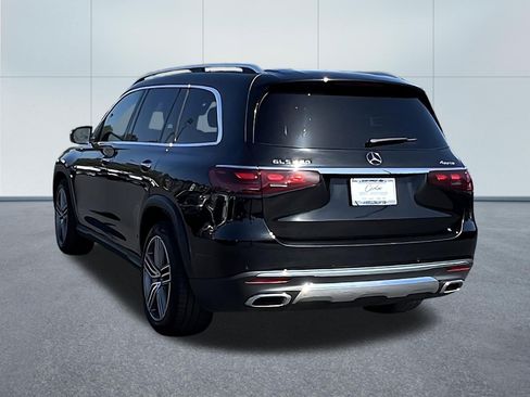 Used 2025 Mercedes-Benz GLS 450 4MATIC image 4