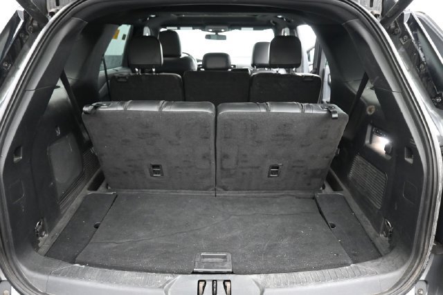 Used 2022 Ford Explorer ST w/ ST Street Pack AWD/4WD image 6
