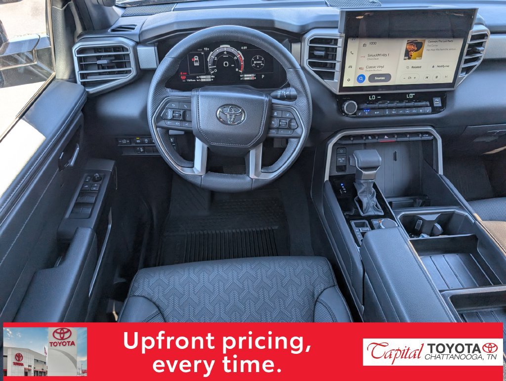 Used 2025 Toyota Tundra Limited AWD/4WD image 11