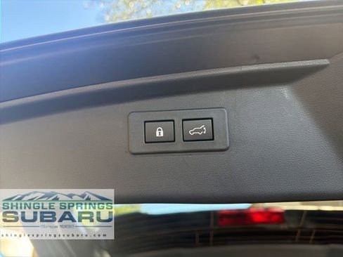 Certified 2025 Subaru Outback Onyx Edition AWD/4WD image 27