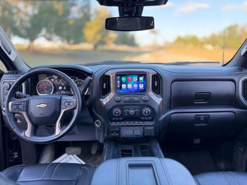 Used 2023 Chevrolet Silverado 2500 High Country w/ Safety Package II image 90