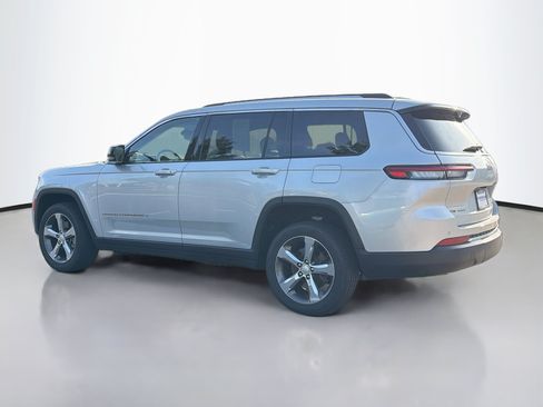 Used 2022 Jeep Grand Cherokee L Limited AWD/4WD image 4