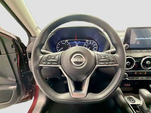 Used 2024 Nissan Sentra SV image 8