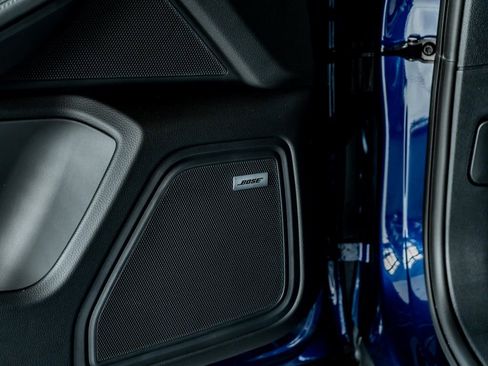 New 2026 Porsche Macan Turbo AWD/4WD image 13