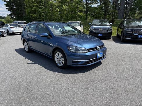 Used 2019 Volkswagen Golf S w/ Driver Assistance Package AWD/4WD image 6