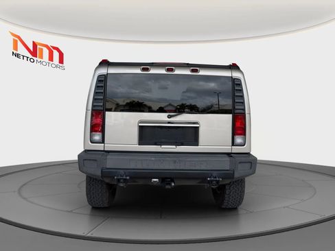 Used 2005 HUMMER H2 w/ Preferred Equipment Group image 4