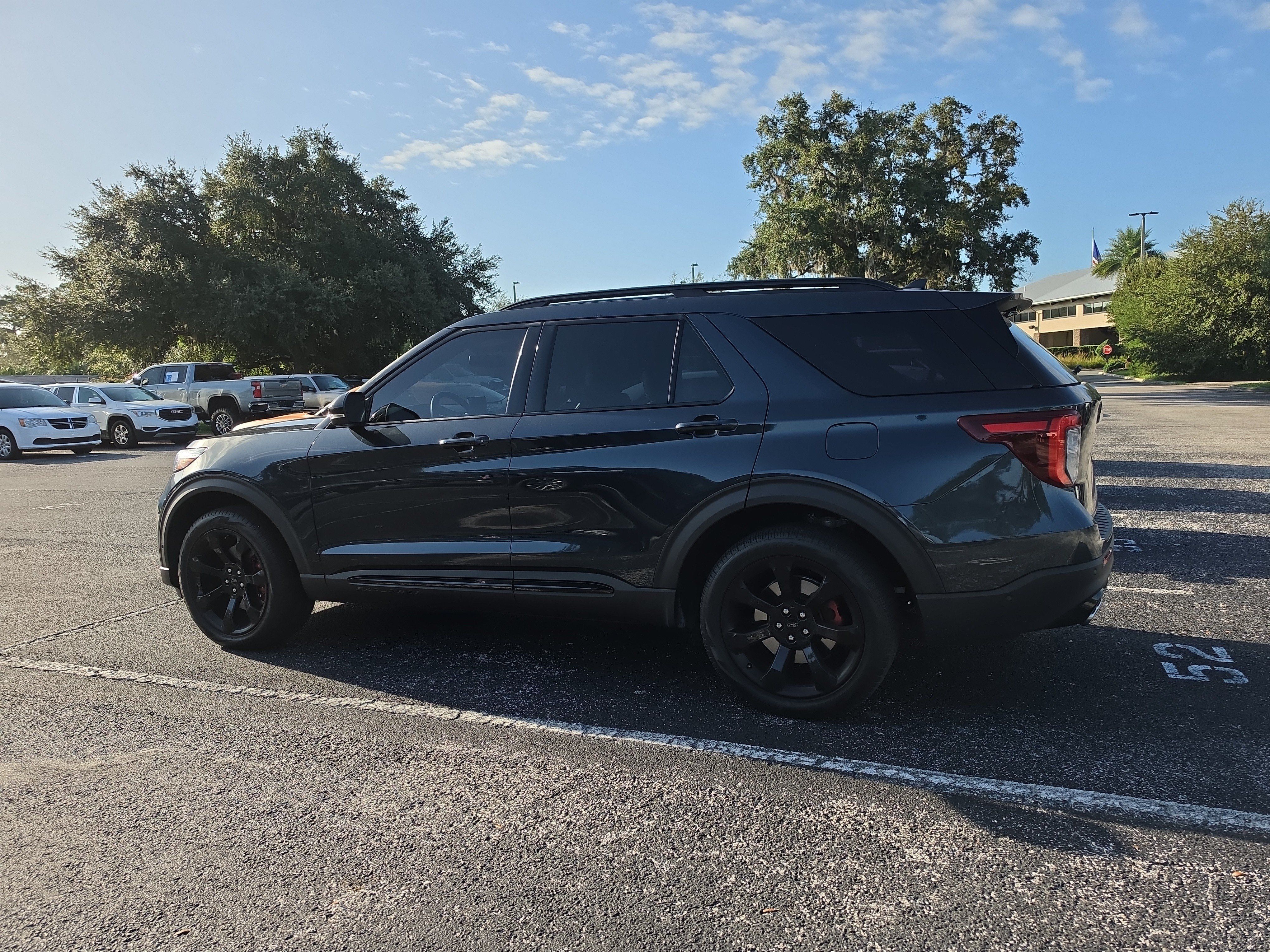 Used 2023 Ford Explorer ST w/ Equipment Group 401A AWD/4WD image 6