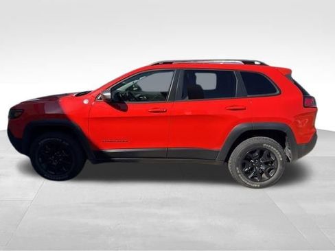 Used 2021 Jeep Cherokee Trailhawk image 15