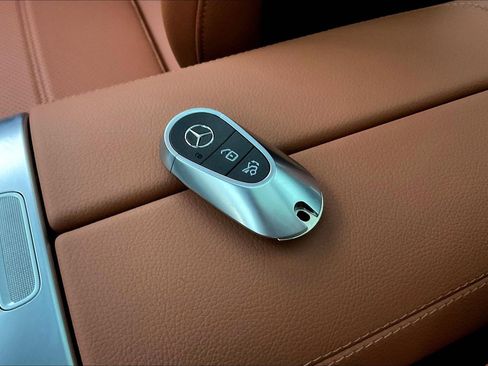 Certified 2026 Mercedes-Benz GLC 300 4MATIC image 35