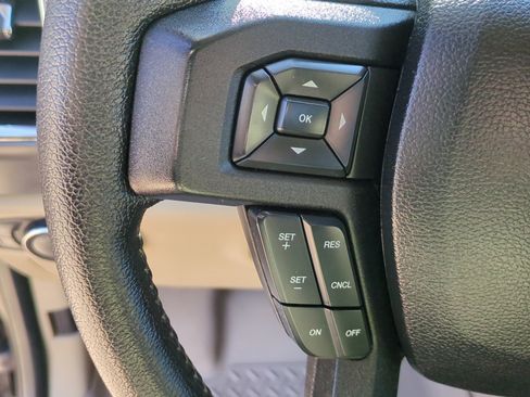 Used 2015 Ford F150 XLT w/ Equipment Group 302A Luxury image 17