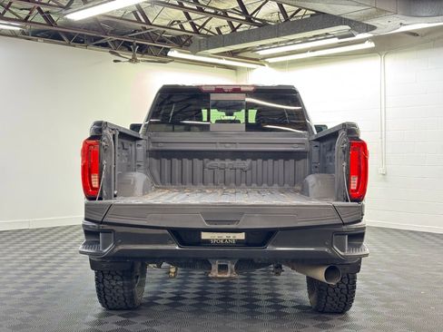 Used 2020 GMC Sierra 3500 AT4 w/ AT4 Premium Package image 29