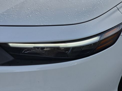 Certified 2025 Honda Accord LX image 28