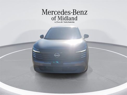 Used 2025 Nissan Kicks S image 3