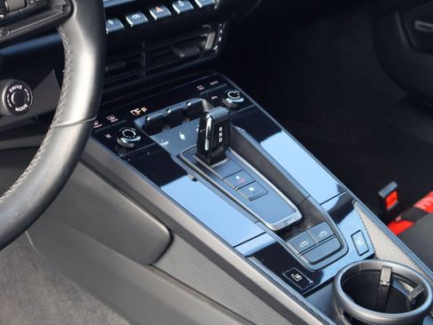 Certified 2022 Porsche 911 Targa 4 GTS AWD/4WD image 21