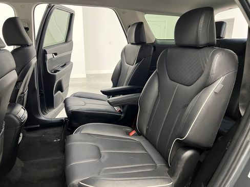 Used 2025 Hyundai Palisade SEL image 13